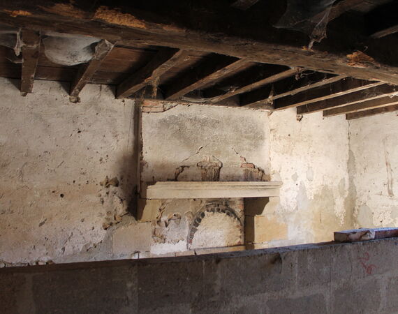 Buxieres les mines - Onder bod  € 22.000