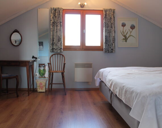 Ebreuil - ONDER BOD - € 178.500