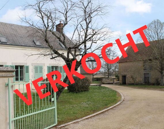 Saint Jeanvrin - Verkocht - € 198.485