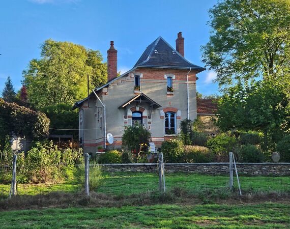 Saint-Priest-la-Marche - NIEUW € 159.000