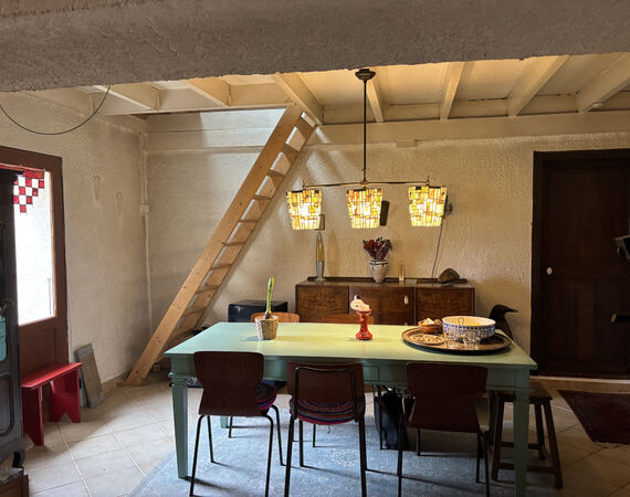 Lurcy Levis - NIEUW - € 127.200