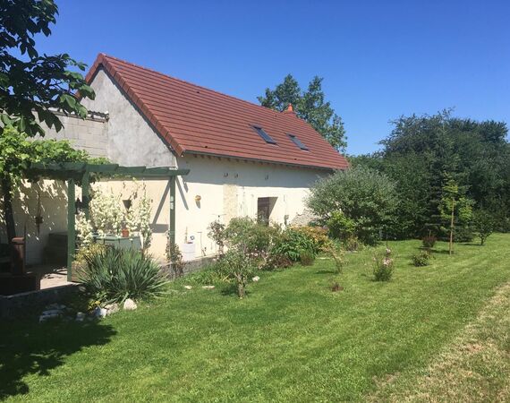 Lurcy Levis - NIEUW - € 127.200