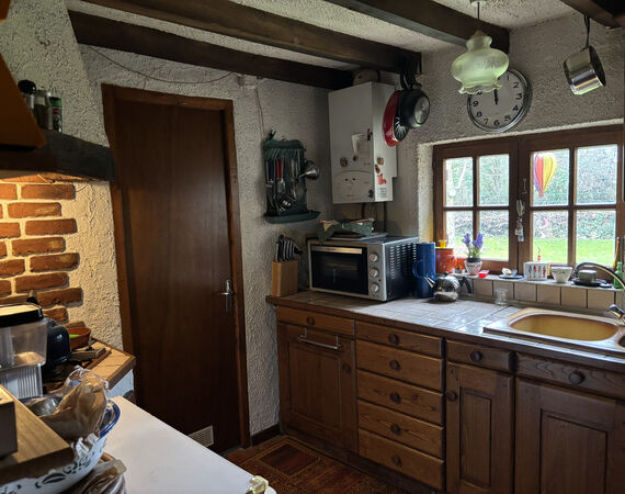 Lurcy Levis - NIEUW - € 127.200