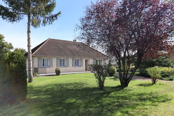 Ainay-le-Château - NIEUW - € 240.750