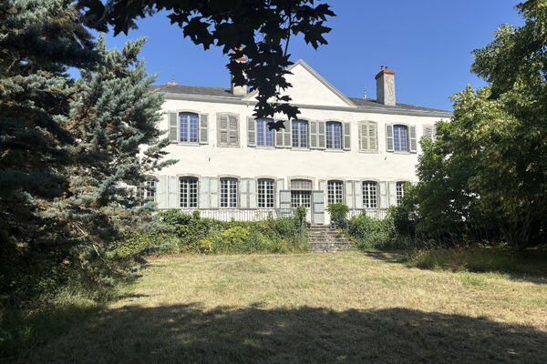 Bayet - Onder bod - € 318.000